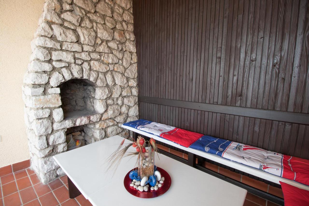 Apartment Kralj Selce Bagian luar foto